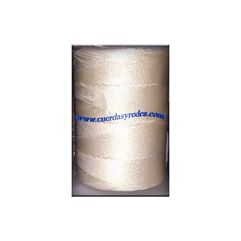 Hilo 210/24, 1615 mts/kg.