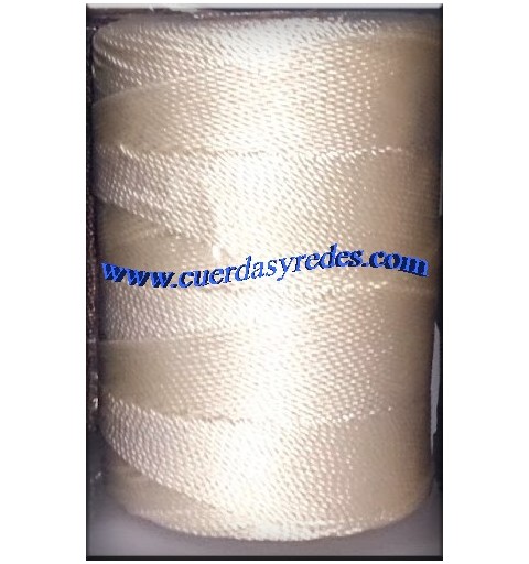 Hilo 210/24, 1615 mts/kg.